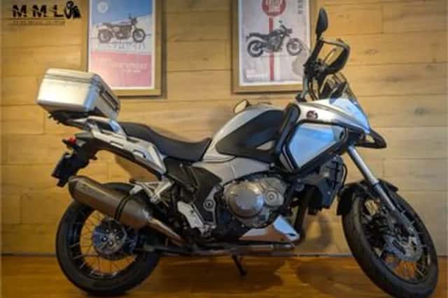 Honda VFR1200 (2013) thumbnail 3