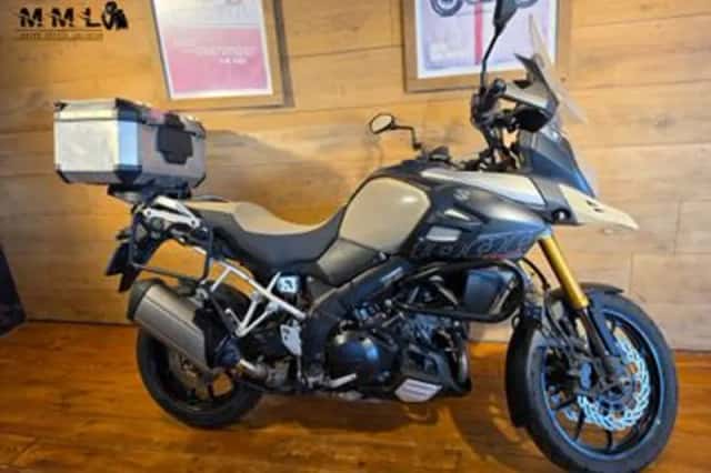 Suzuki V-Strom (2014) thumbnail 1