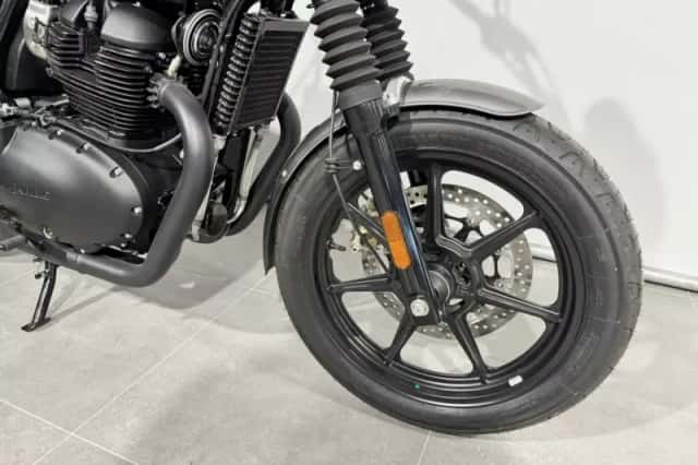 Royal Enfield Interceptor 650 (2026) thumbnail 2