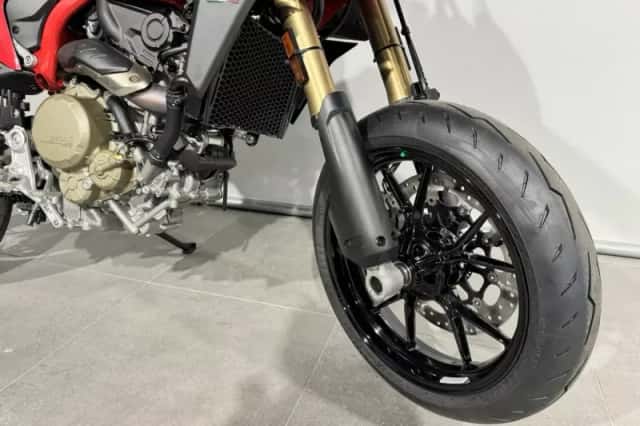 Ducati Hypermotard 698 (2025) thumbnail 3