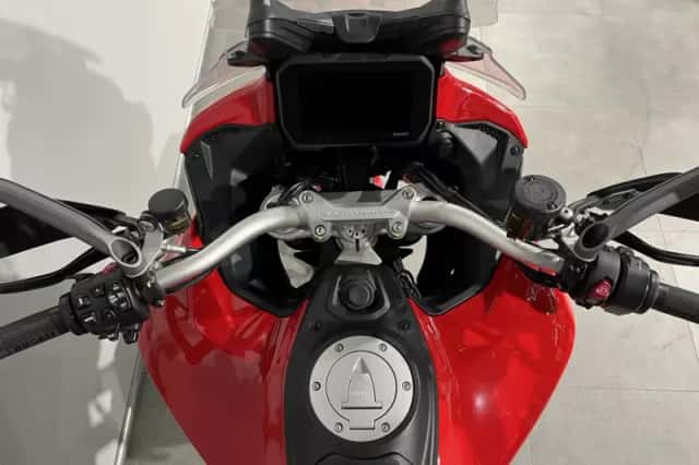 Ducati Multistrada V4S (2023) thumbnail 6