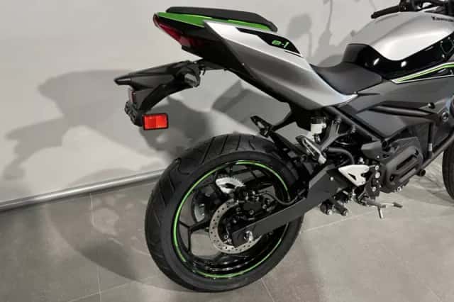 Kawasaki Z e-1 (2024) thumbnail 3