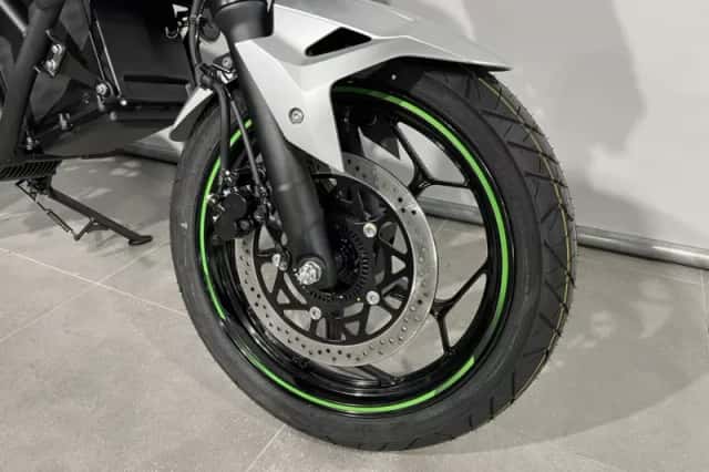 Kawasaki Z e-1 (2024) thumbnail 4