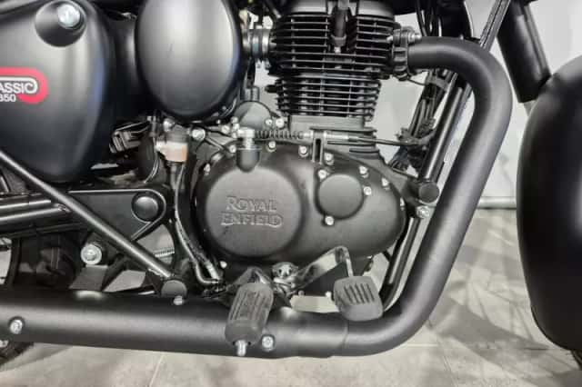 Royal Enfield Classic 350 (2026) thumbnail 4