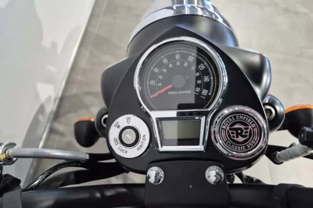 Royal Enfield Classic 350 (2026) thumbnail 6