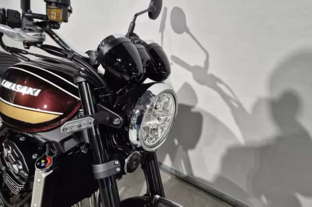 Kawasaki Z900RS (2026) thumbnail 2
