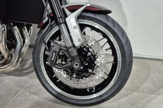Kawasaki Z900RS (2026) thumbnail 3