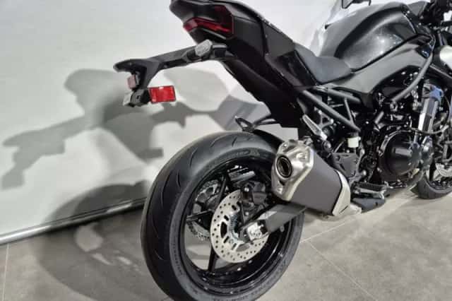 Kawasaki Z900 (2026) thumbnail 5