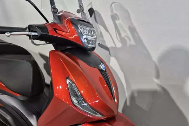 Piaggio Beverly 400 S (2022) thumbnail 2