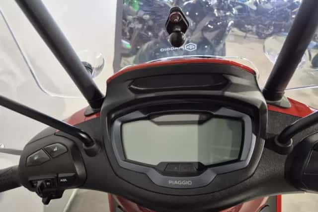Piaggio Beverly 400 S (2022) thumbnail 6
