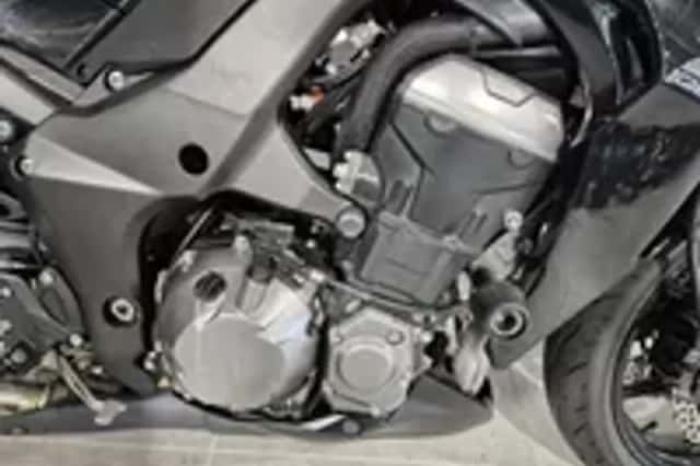 Kawasaki Z1000 (2016) thumbnail 2