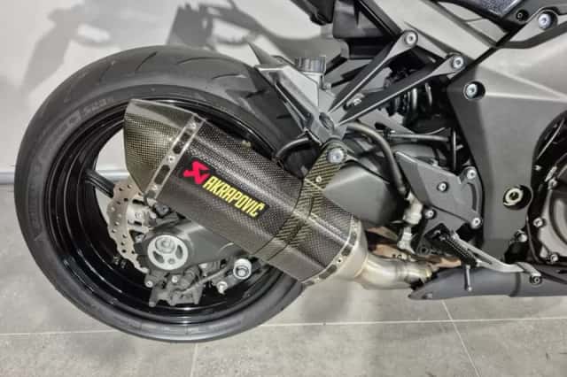 Kawasaki Z1000 (2016) thumbnail 5