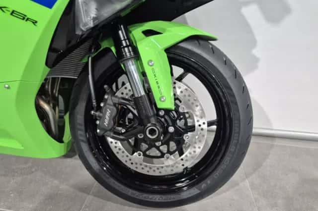 Kawasaki ZX-6R 636 (2026) thumbnail 3