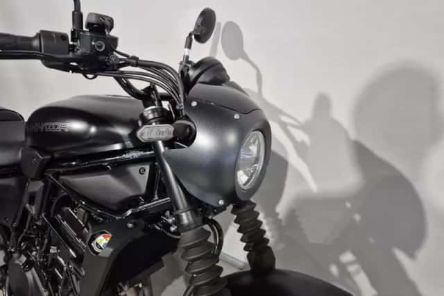 Kawasaki Eliminator 500 SE (2024) thumbnail 2