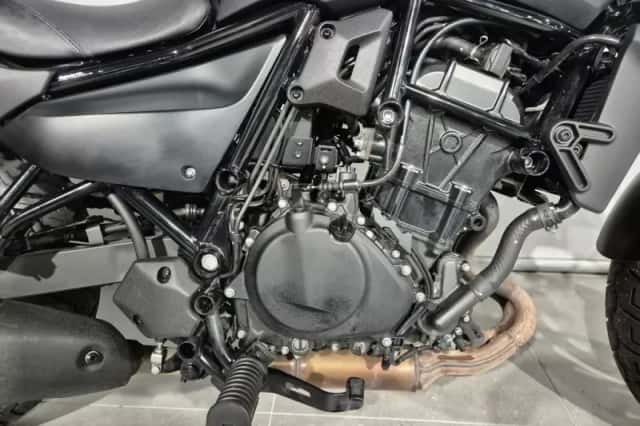 Kawasaki Eliminator 500 SE (2024) thumbnail 4