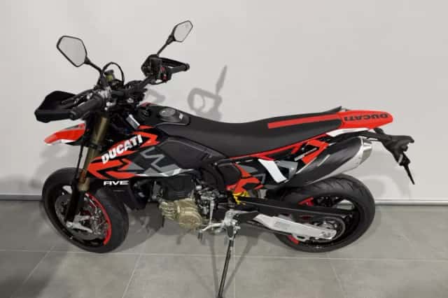 Ducati Hypermotard 698 RVE (2026) thumbnail 2