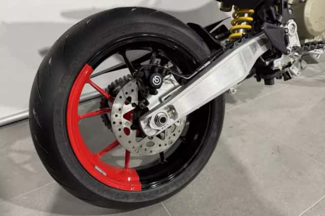 Ducati Hypermotard 698 RVE (2026) thumbnail 6