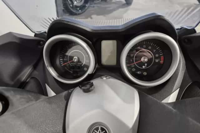 Yamaha X-MAX 250 (2010) thumbnail 6