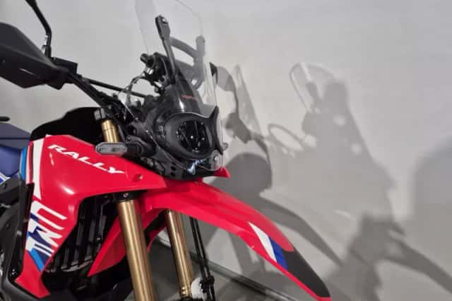 Honda CRF 300 Rally (2026) thumbnail 2