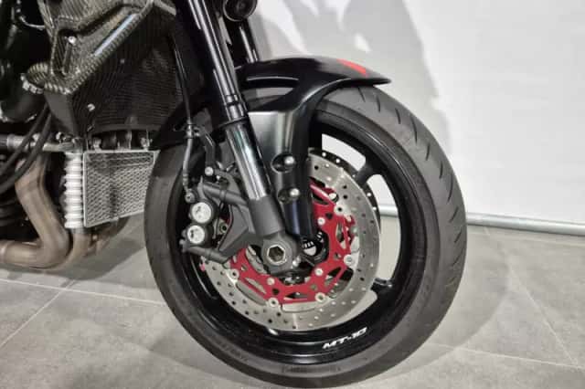 Yamaha MT-10 (2017) thumbnail 3
