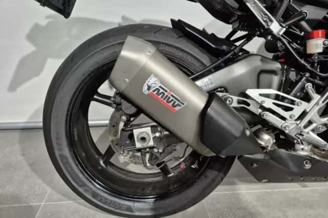 Yamaha MT-10 (2017) thumbnail 6