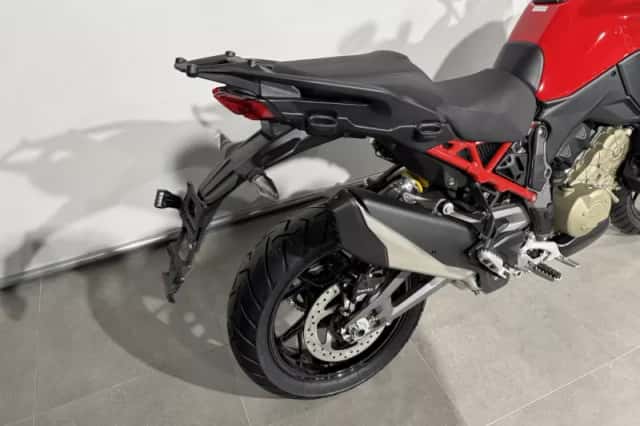 Ducati Multistrada V4S (2026) thumbnail 5