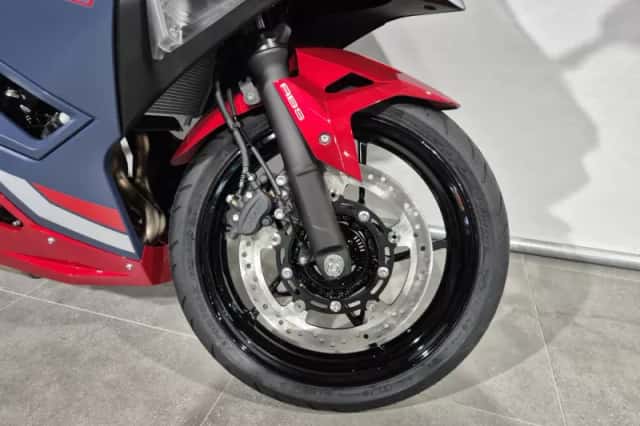 Kawasaki Ninja 500 (2026) thumbnail 3