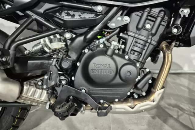 Royal Enfield Himalayan 452 (2026) thumbnail 4