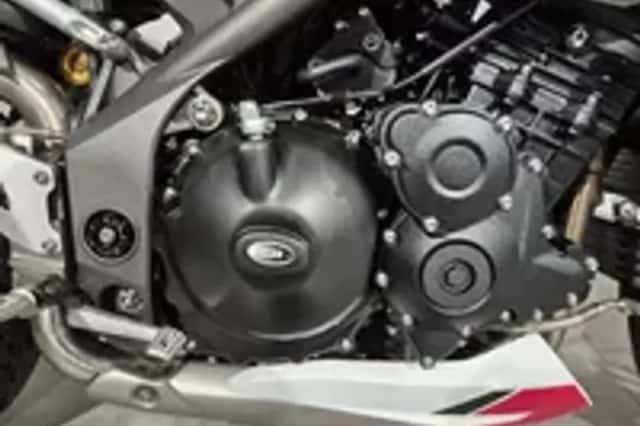 Triumph Speed Triple RS (2020) thumbnail 3