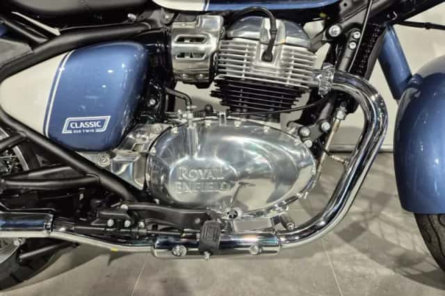Royal Enfield Classic 650 (2026) thumbnail 4