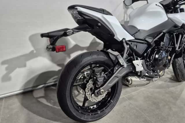 Kawasaki Z650 (2026) thumbnail 5