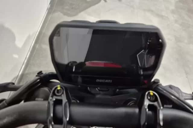 Ducati Monster V2 (2026) thumbnail 6