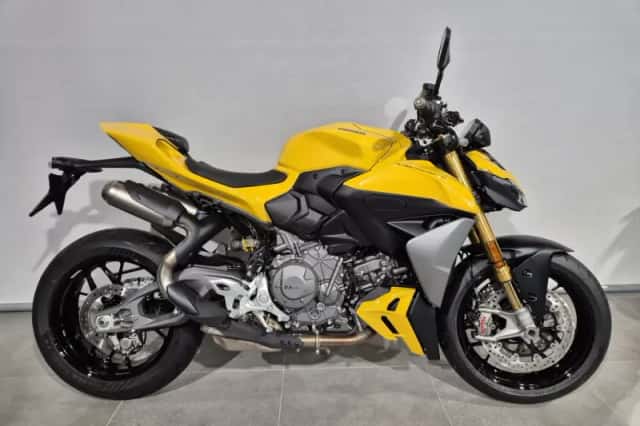 Ducati Streetfighter V2 (2026) thumbnail 1