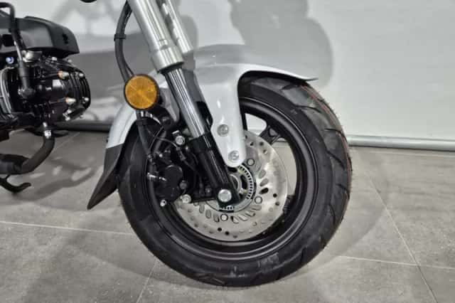 Honda DAX 125 (2026) thumbnail 3