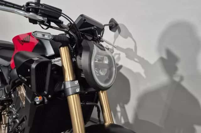 Honda CB650R (2026) thumbnail 2