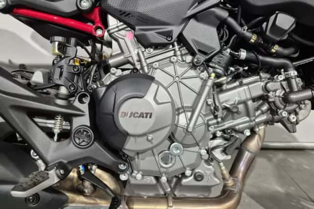 Ducati Monster V2 (2026) thumbnail 4