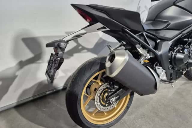 Honda CB 1000 Hornet (0) thumbnail 5