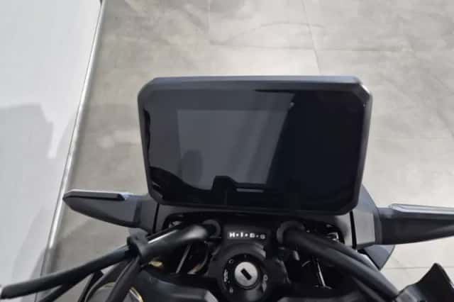 Honda CB 1000 Hornet (0) thumbnail 6
