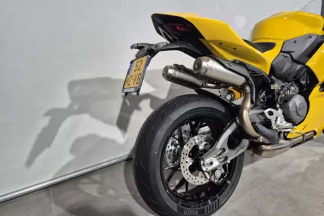 Ducati Panigale V2 (2026) thumbnail 5