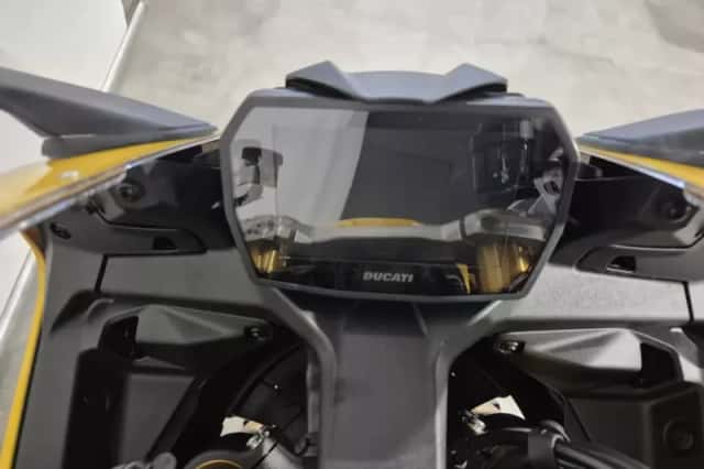 Ducati Panigale V2 (2026) thumbnail 6