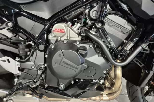 Kawasaki Z H2 (2026) thumbnail 4