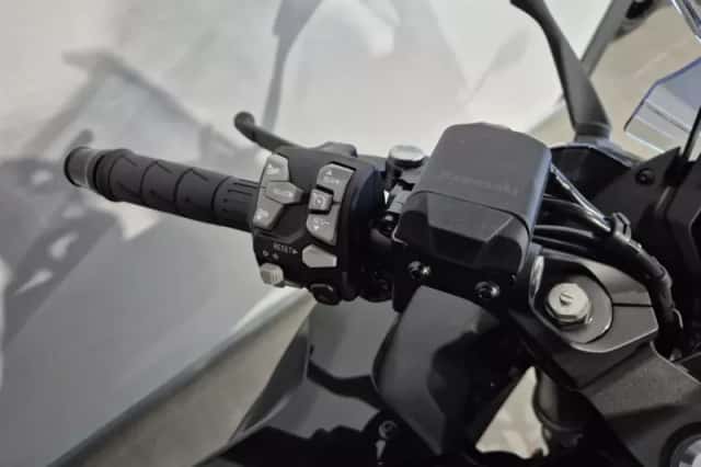 Kawasaki Ninja 1100 SX (2026) thumbnail 6