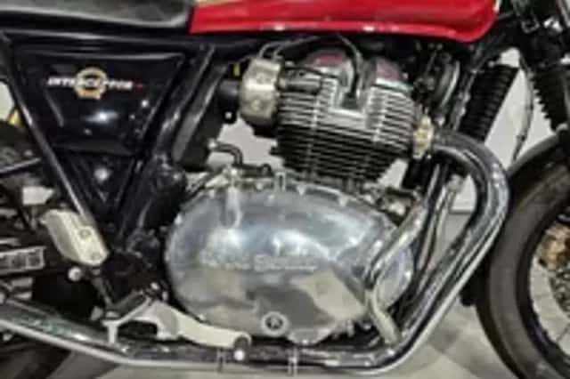 Royal Enfield Interceptor 650 (2022) thumbnail 2