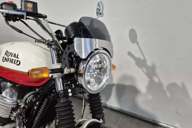 Royal Enfield Interceptor 650 (2022) thumbnail 6