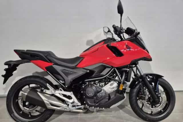 Honda NC750X (2026) thumbnail 1