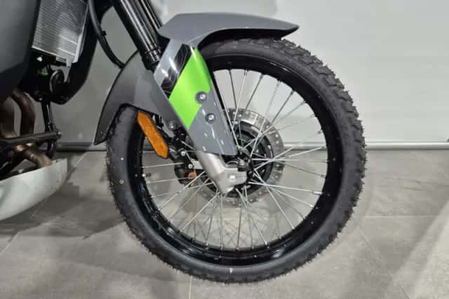 Kawasaki KLE500 SE (2026) thumbnail 3