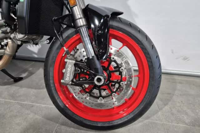 Ducati Monster V2 (2026) thumbnail 3