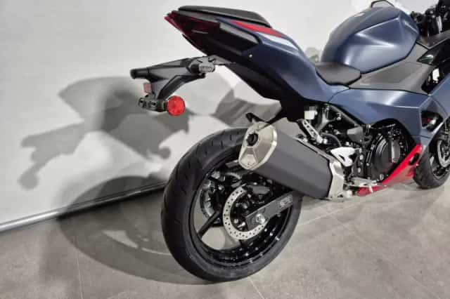 Kawasaki Ninja 500 (2026) thumbnail 5