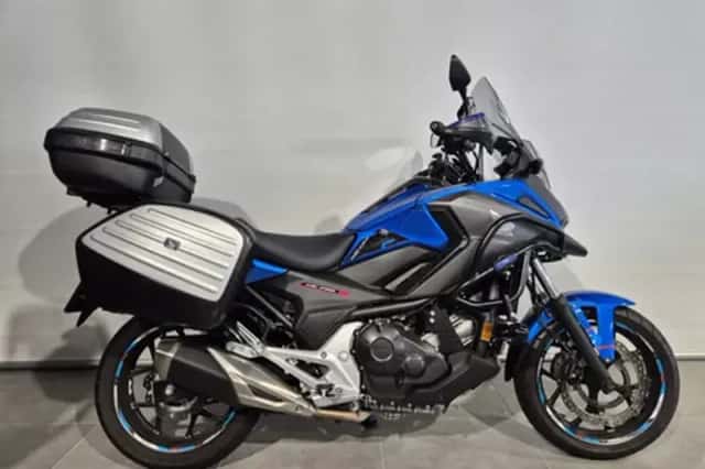Aprilia RSV 4R (2013) thumbnail 4