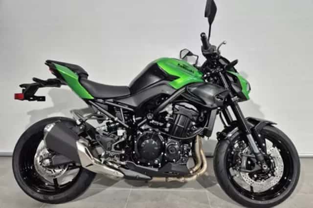 Aprilia RSV 4R (2013) thumbnail 5